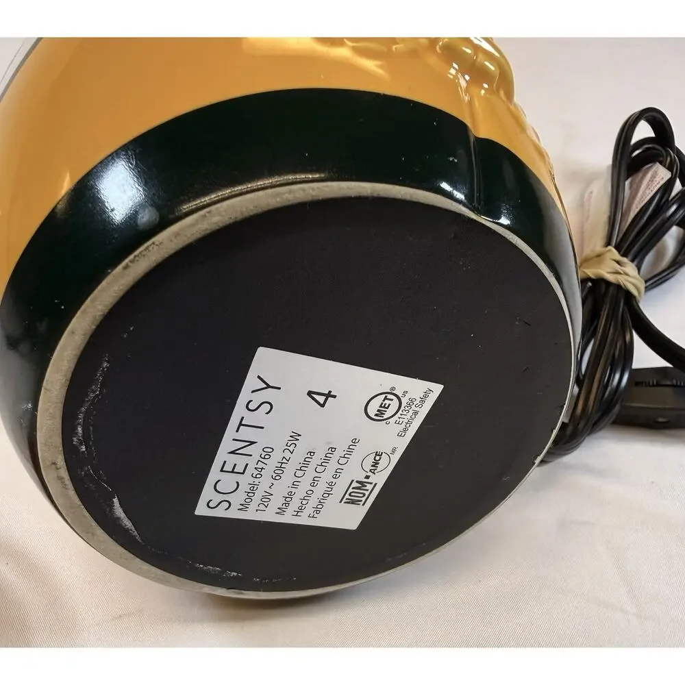 Green Bay Packers Scentsy Football NFL Wax Warmer